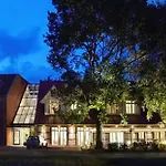 豪斯苏伦多夫阿肯泽恩特酒店 酒店 4*