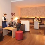 酒店 豪斯苏伦多夫阿肯泽恩特酒店 4*