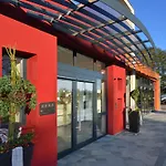 豪斯苏伦多夫阿肯泽恩特酒店 酒店 4*