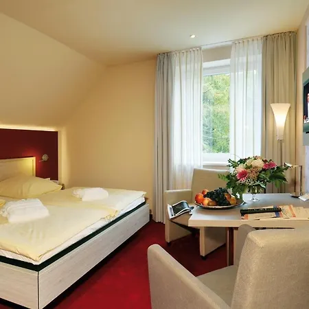 호텔 Akzent Haus Surendorff 4*