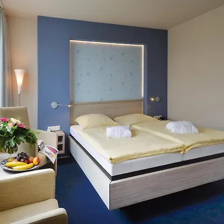 호텔 Akzent Haus Surendorff 4*